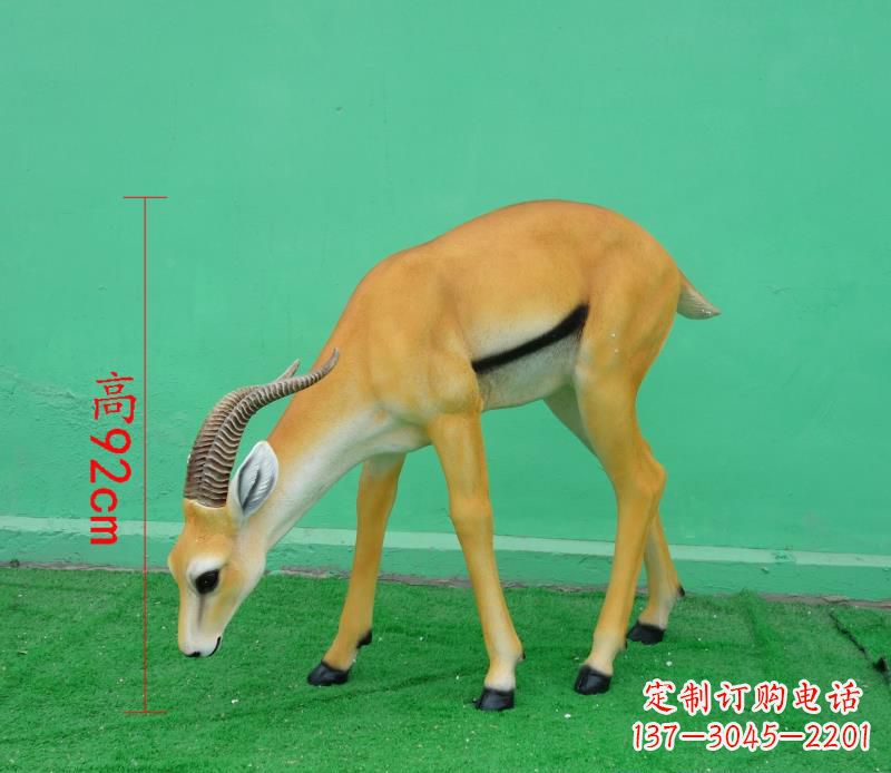 太原玻璃钢仿真羚羊雕塑