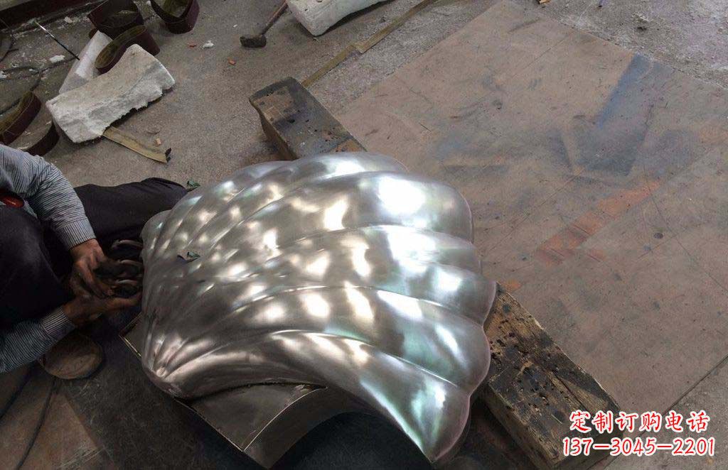 太原精致现代的不锈钢贝壳雕塑