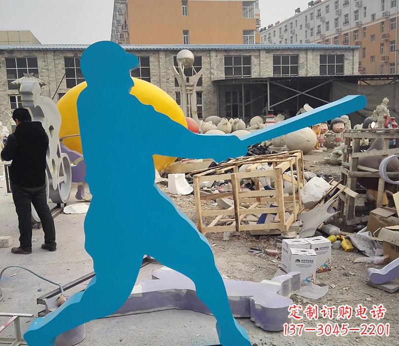 太原公园不锈钢打棒球雕塑2