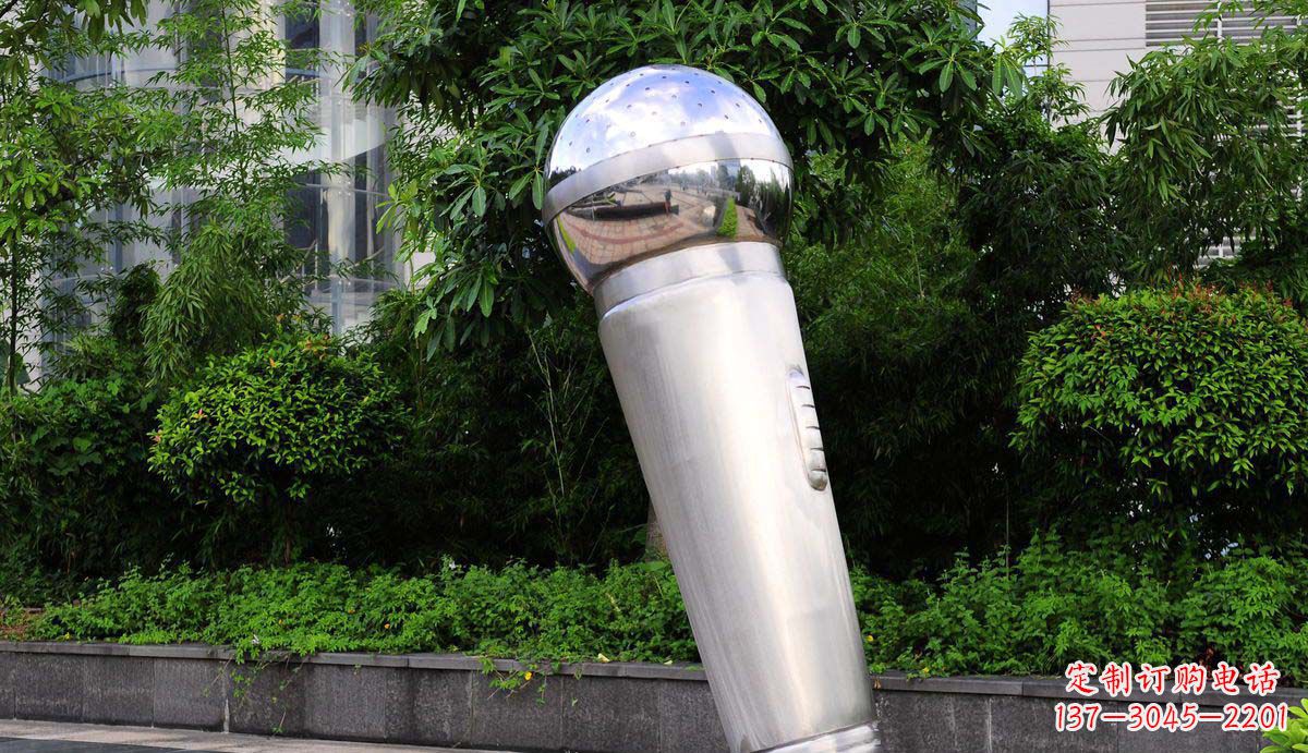 太原精致不锈钢话筒雕塑