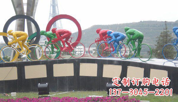 太原品味传统,扬帆未来——不锈钢骑自行车雕塑