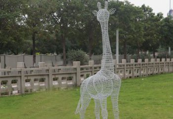 太原浪漫活力·不锈钢镂空长颈鹿雕塑