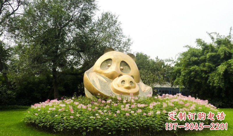太原熊猫雕塑 - 令公园增添无限活力