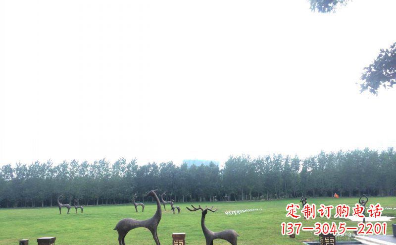 太原公园抽象小鹿动物铜雕 (2)