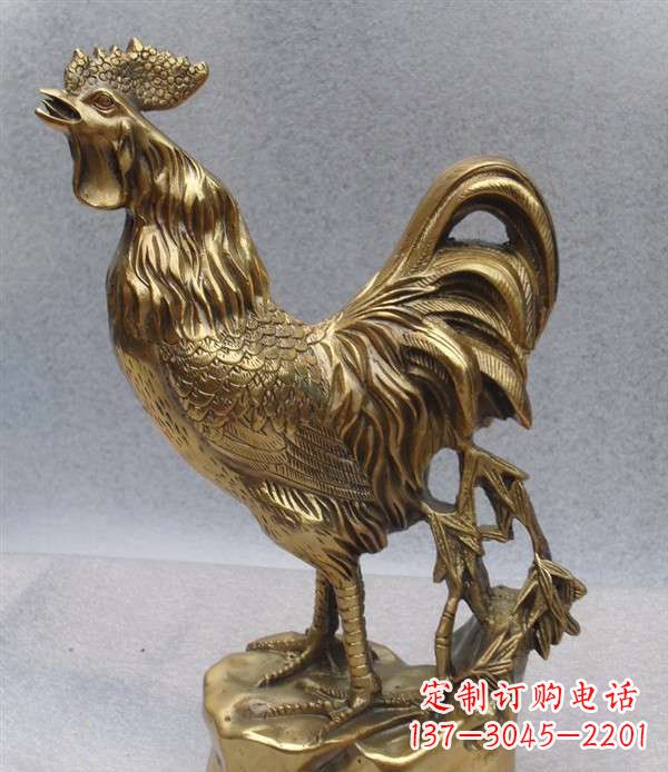 太原经典公鸡铜雕