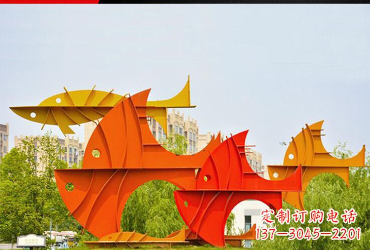 太原公园大型不锈钢鲤鱼造型雕塑