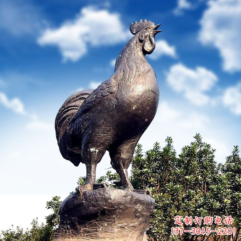 太原威风凛凛的大型铸铜酉鸡雕塑