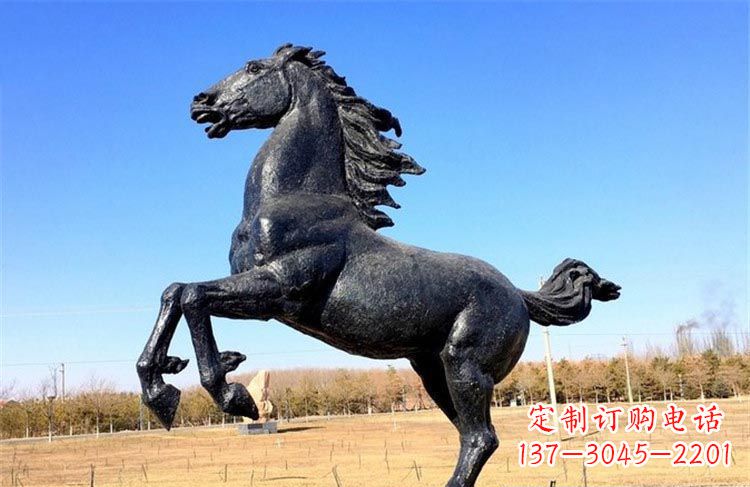 太原公园动物立马铜雕