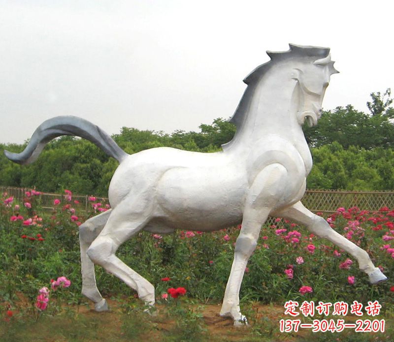 太原公园动物石雕马
