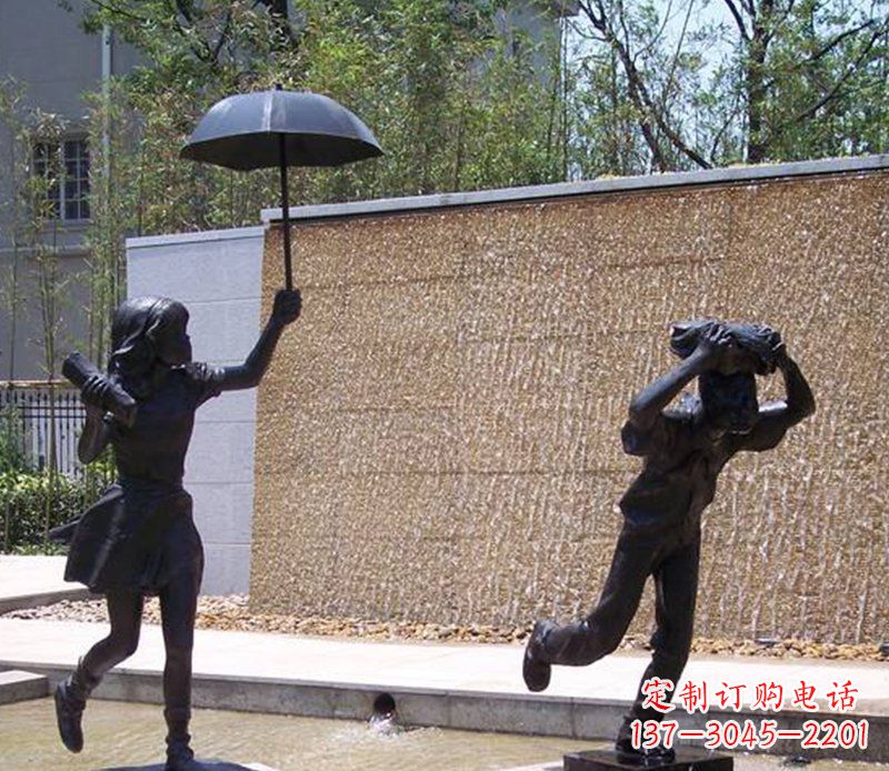 太原抗风雨小男孩铜雕