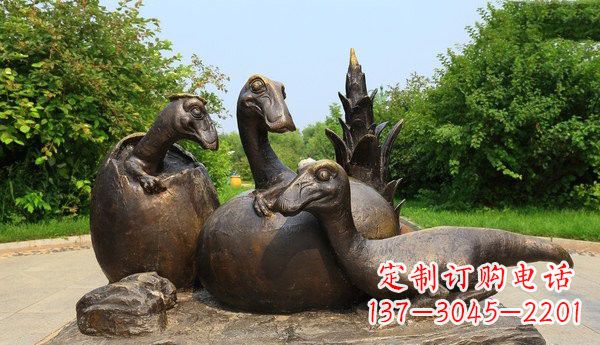 太原公园仿真恐龙铜雕