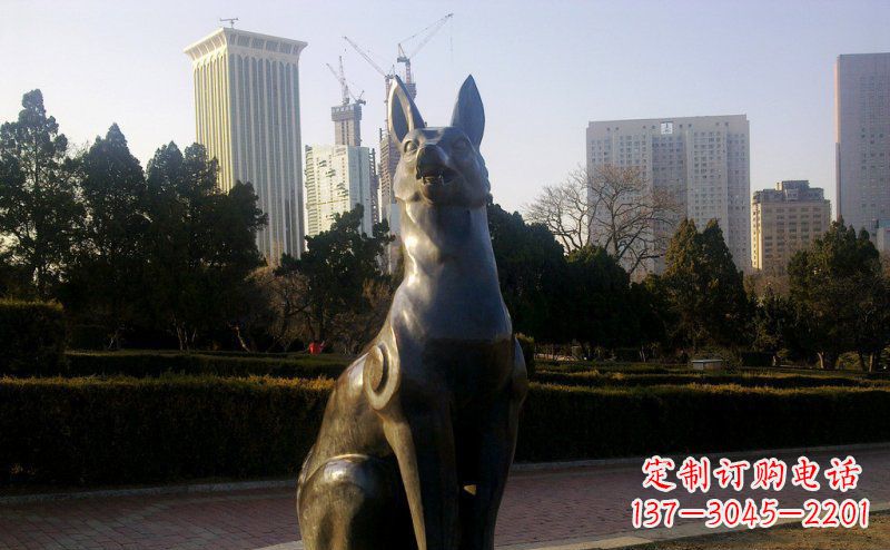 太原公园狗动物铜雕
