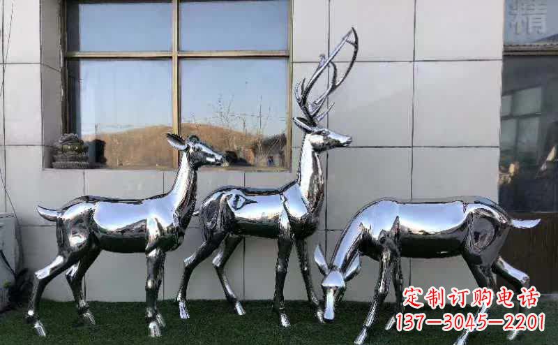 太原公园镜面不锈钢动物鹿雕塑