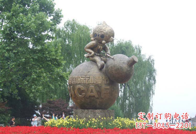 太原公园卡通孙悟空和葫芦铜雕