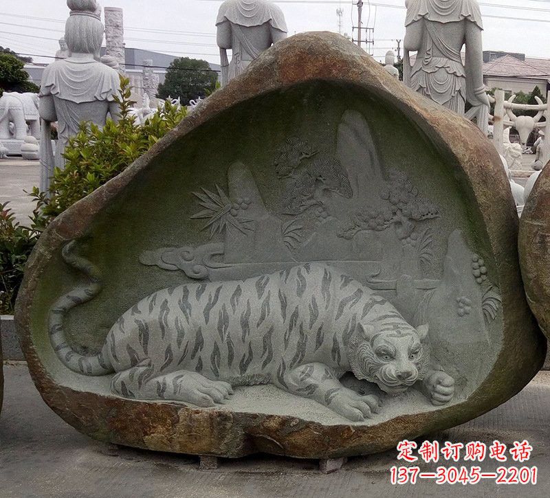 太原营造自然璀璨,浓厚动物气息的老虎雕塑