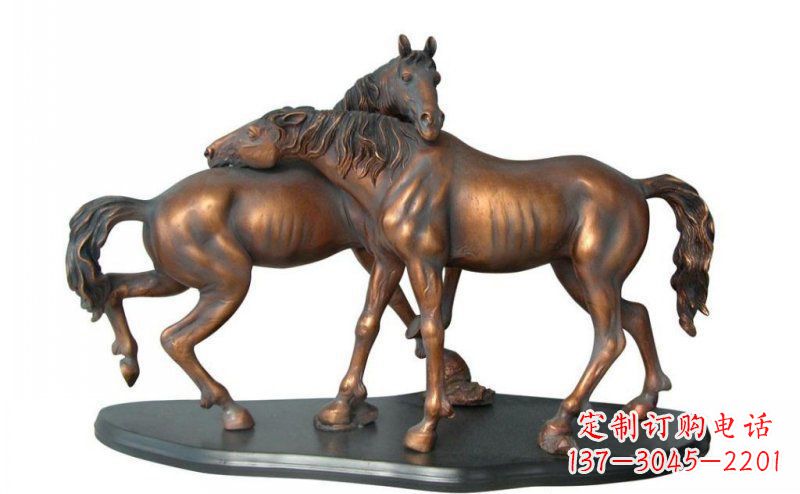 太原公园两匹马动物铜雕