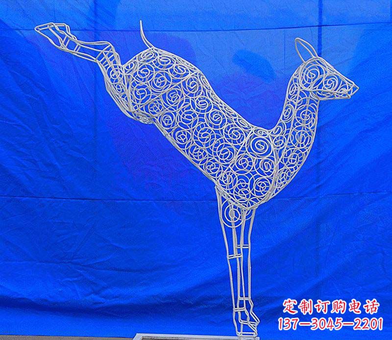 太原公园梅花鹿镂空不锈钢雕塑