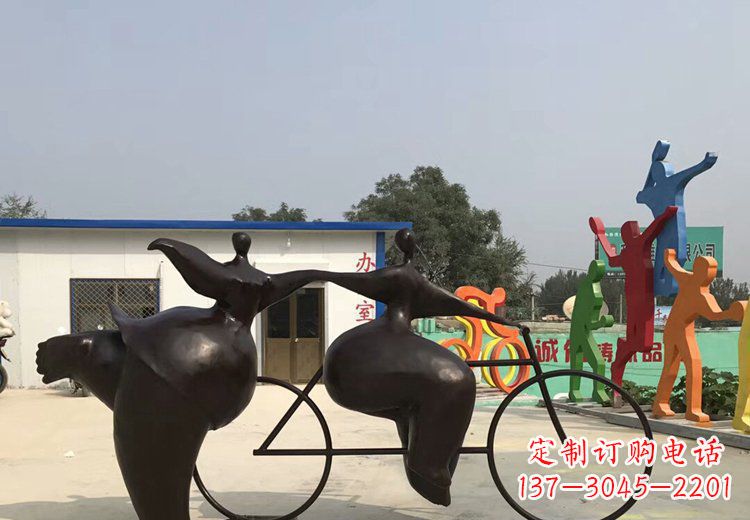 太原青春无悔,精致自行车雕塑