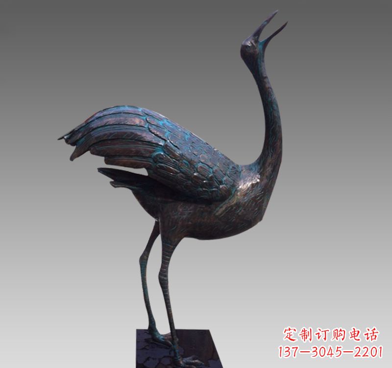 太原公园青铜仙鹤雕塑