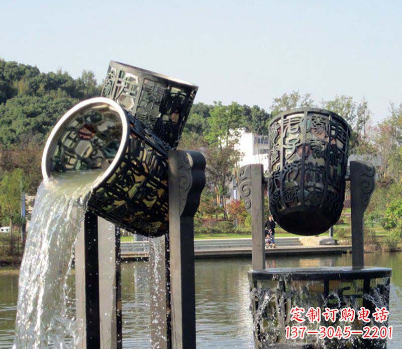 太原公园水缸喷泉铜雕