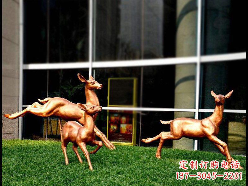 太原精美青铜动物雕塑——小鹿奔跑