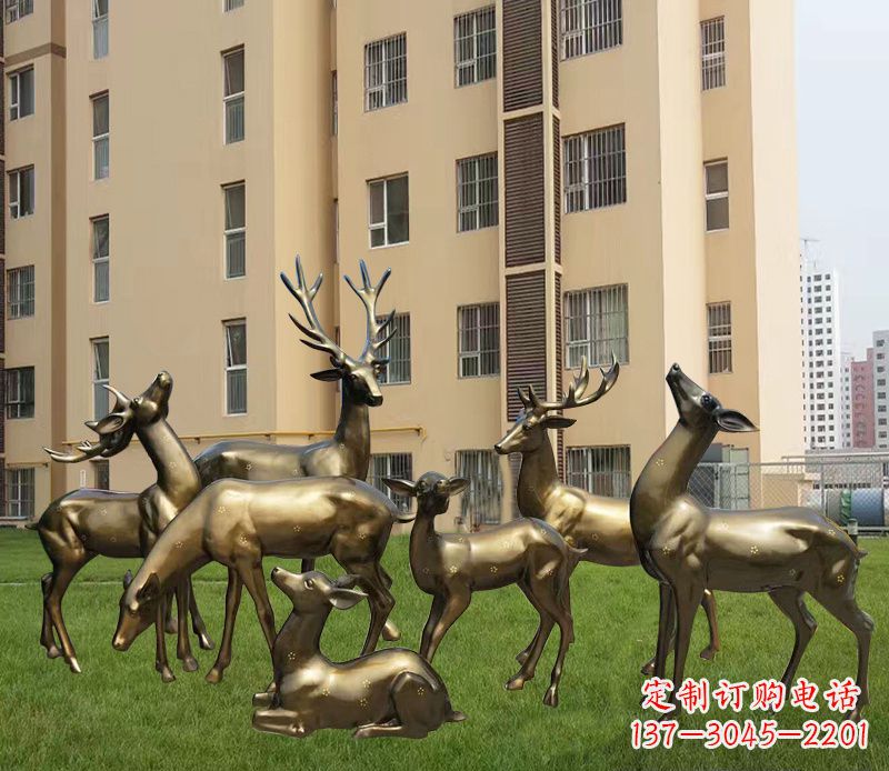 太原高贵典雅的梅花鹿铜雕