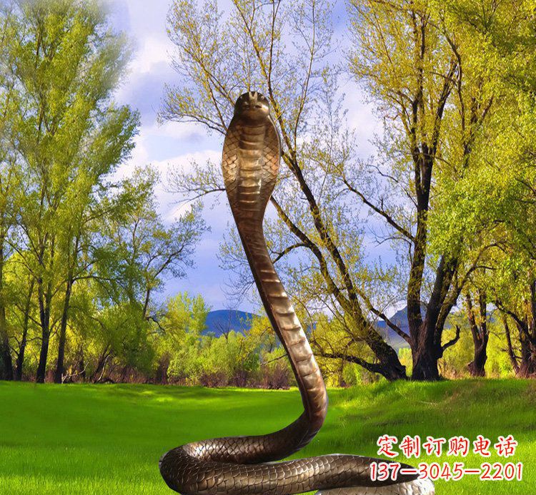 太原铜质眼镜蛇动物雕塑