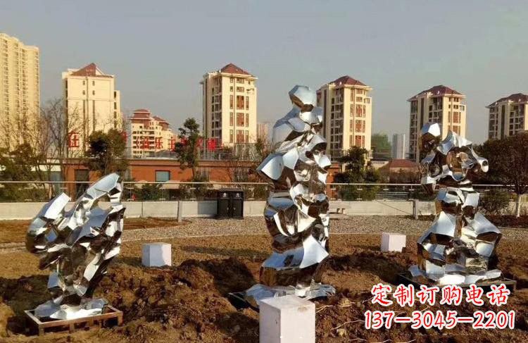 太原公园小区不锈钢太湖石雕塑
