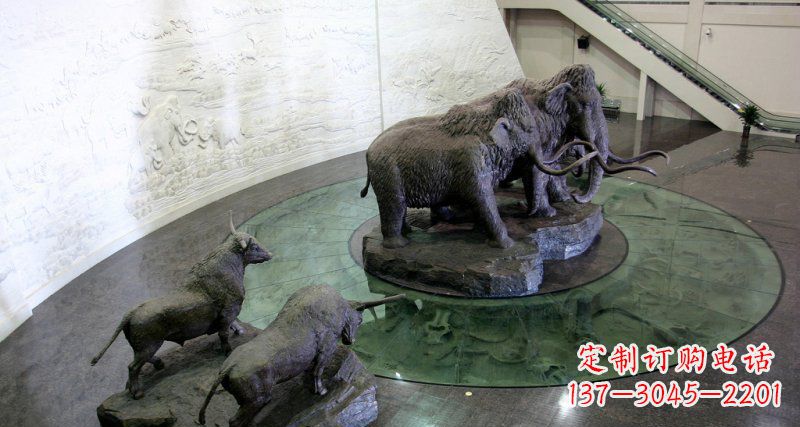 太原公园长毛象动物铜雕 (3)