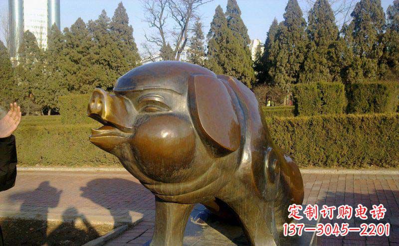 太原定制公园猪铜雕