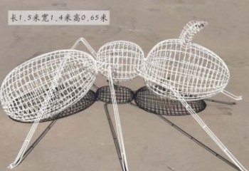 太原美轮美奂的蚂蚁镂空雕塑