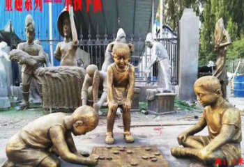 太原铜质童趣儿童下棋雕塑