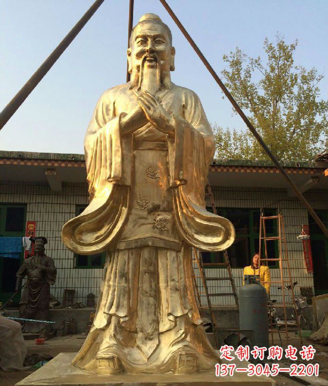 太原孔子铜雕--象征传统智慧的艺术