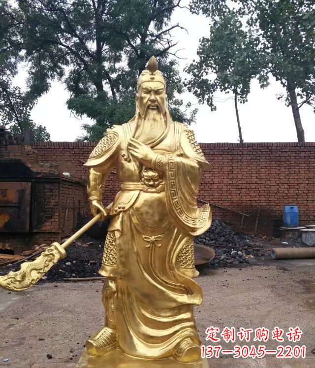 太原关公提刀武财神铜雕,展现神秘而又令人敬畏的力量