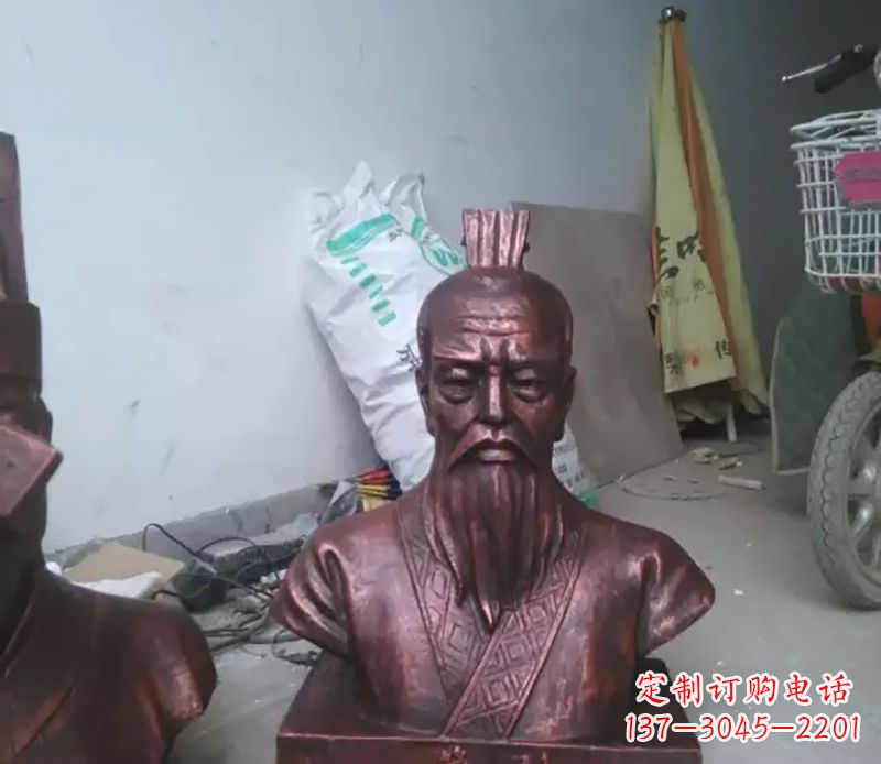 太原管仲古代人物胸像铜雕,展现古代官僚风范