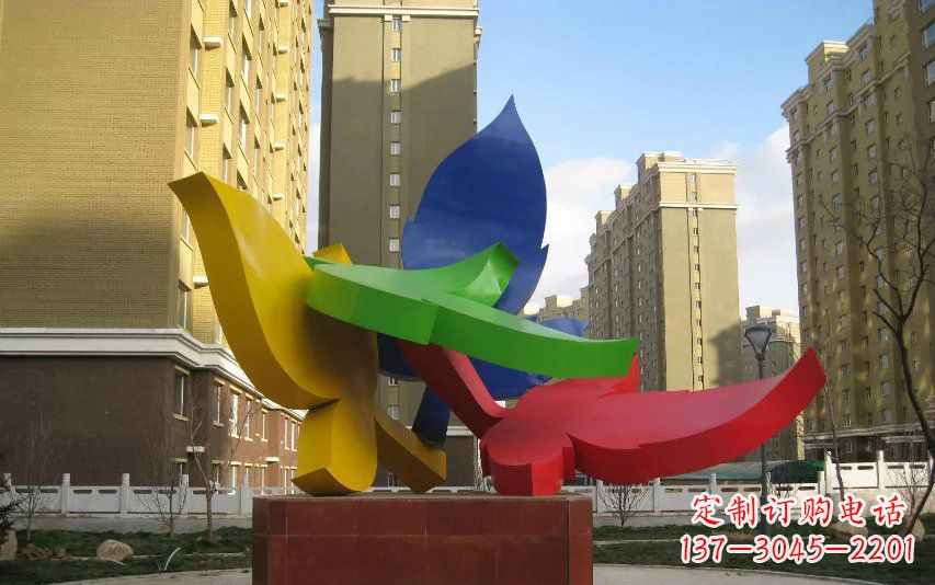 太原造型精美的不锈钢树叶雕塑
