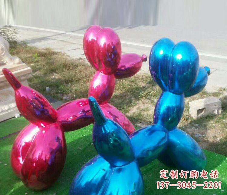 太原中领雕塑:精美不锈钢小狗雕塑,给您带来温馨的家庭氛围!