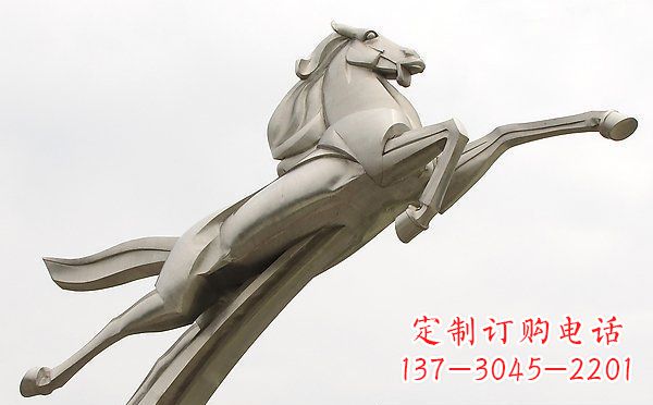 太原精美不锈钢一马当先雕塑