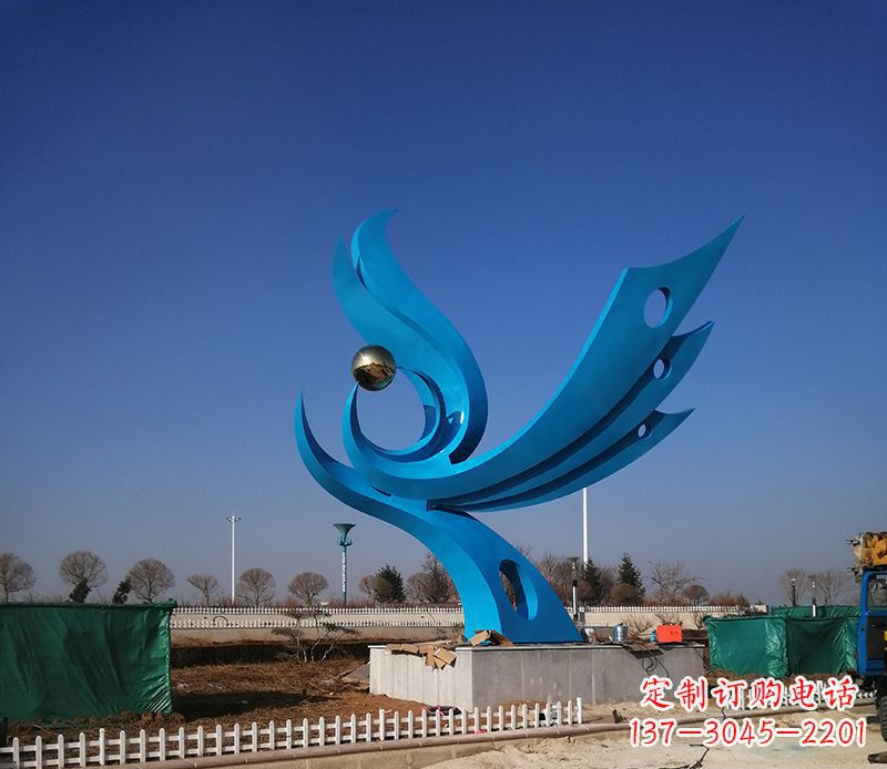 太原中领雕塑凤凰雕塑,象征着精致的品味