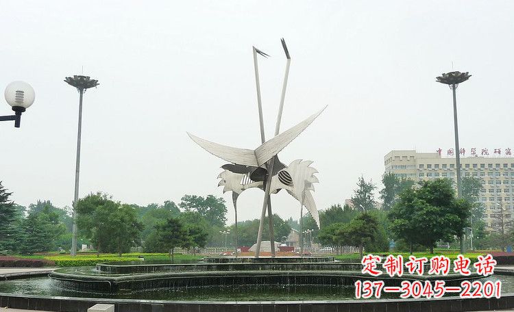 太原极致之美，仙鹤雕塑展示现代精致生活