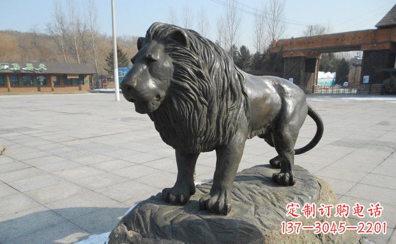 太原中领雕塑推出一款精美的华丽非洲狮铜雕,将…