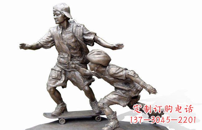 太原令人惊叹的广场滑板男孩铜雕塑