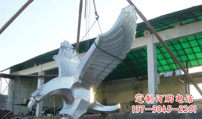 太原高端大气老鹰不锈钢雕塑