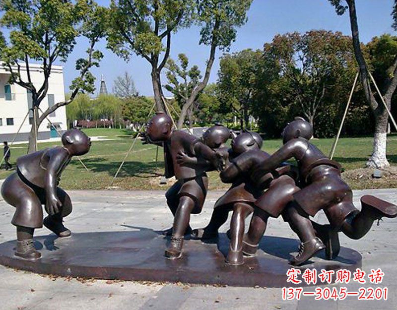 太原中领雕塑老鹰抓小鸡铜雕塑
