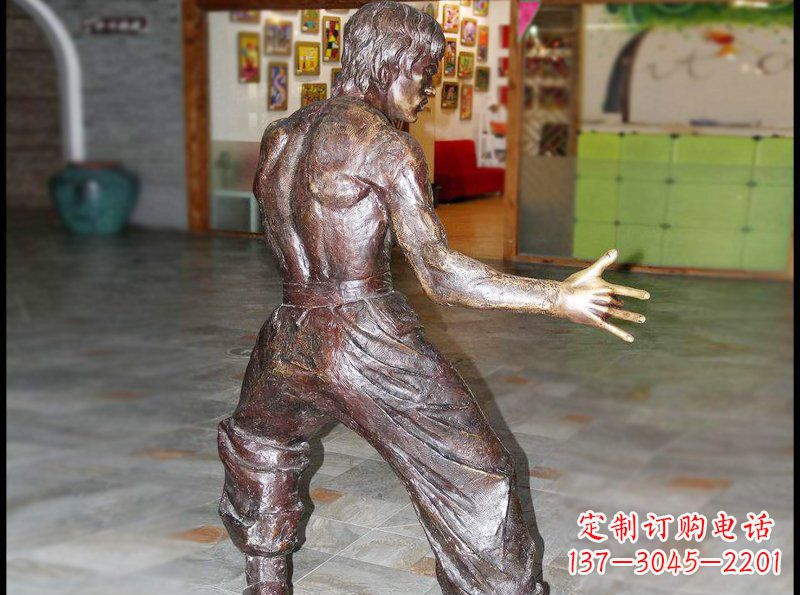 太原精致铜制李小龙雕塑，雕刻细腻精美