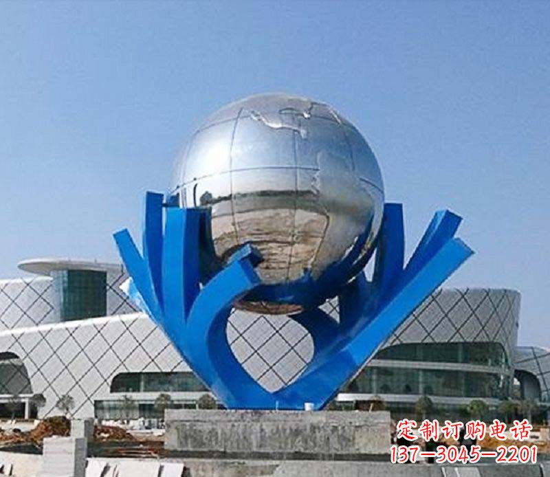 太原中领雕塑打造把地球握在手中精致不锈钢抽象雕塑