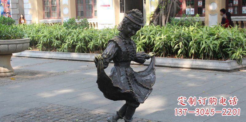 太原中领雕塑推出的爱舞的小少女铜雕,以少女跳…