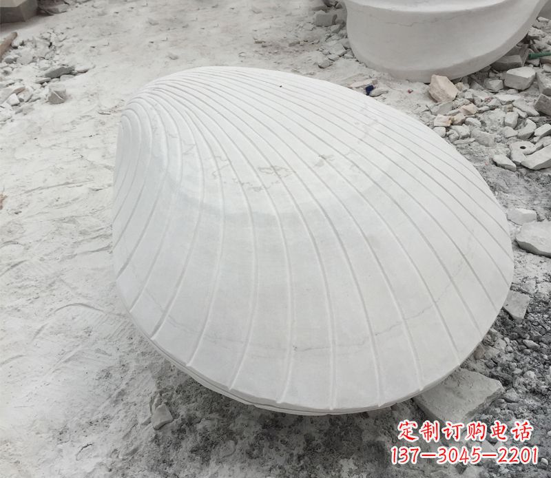 太原用贝壳雕刻出美丽的汉白玉雕塑