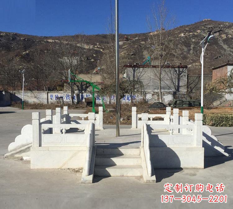 太原汉白玉雕刻的精致升旗台