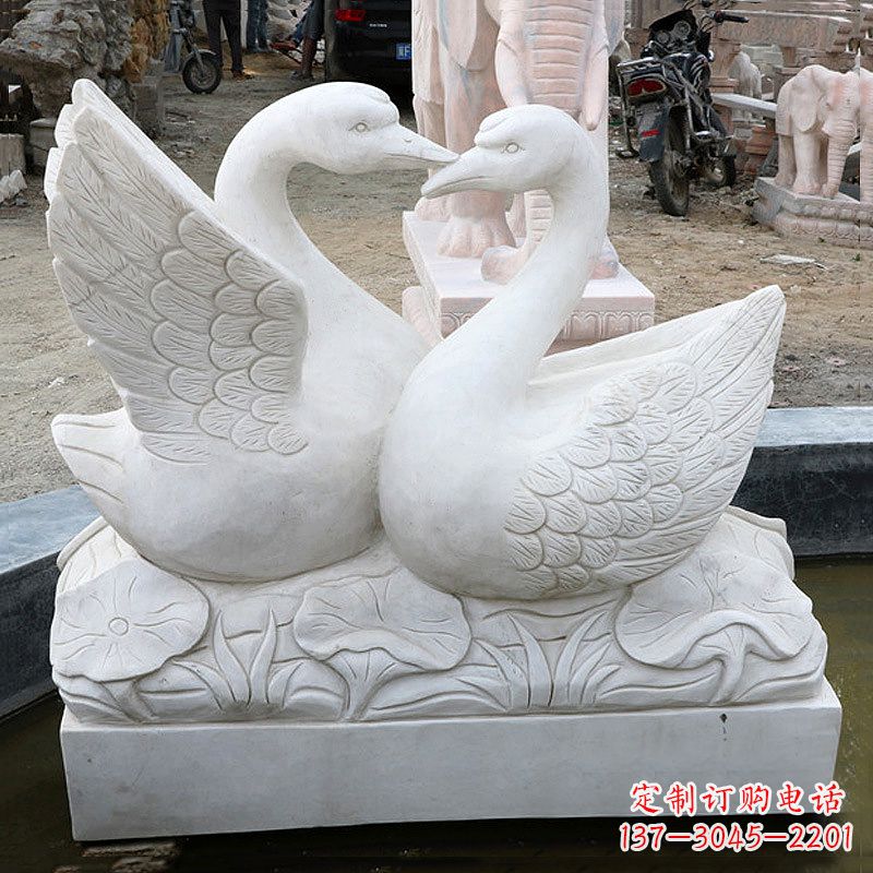 太原精美绝伦的汉白玉天鹅石雕塑